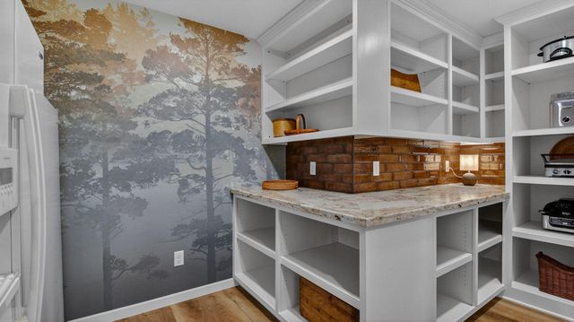 1821 Dorret Road, Eau Claire, WI 54703