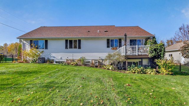 1821 Dorret Road, Eau Claire, WI 54703