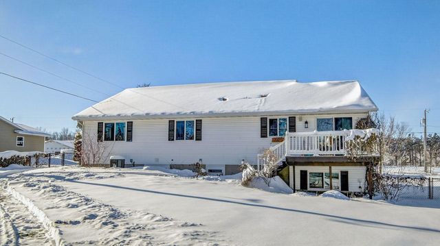 1821 Dorret Road, Eau Claire, WI 54703