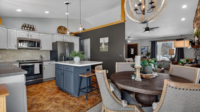 1821 Dorret Road, Eau Claire, WI 54703