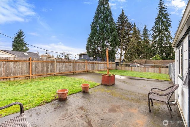 23107 51st Avenue W, Mountlake Terrace, WA 98043