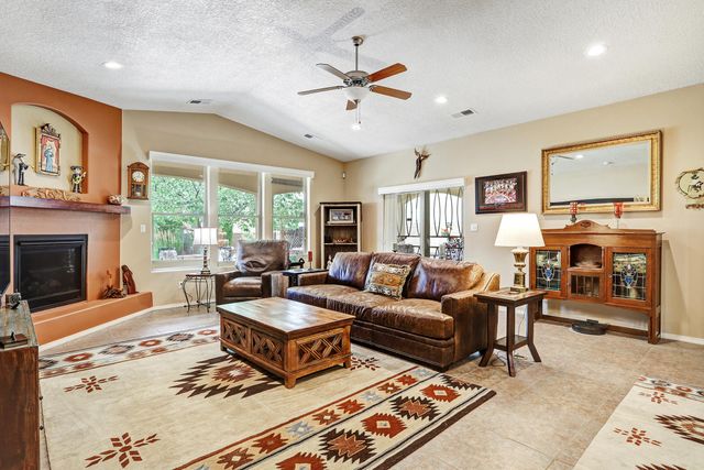 2105 Retama Court SE, Albuquerque, NM 87123
