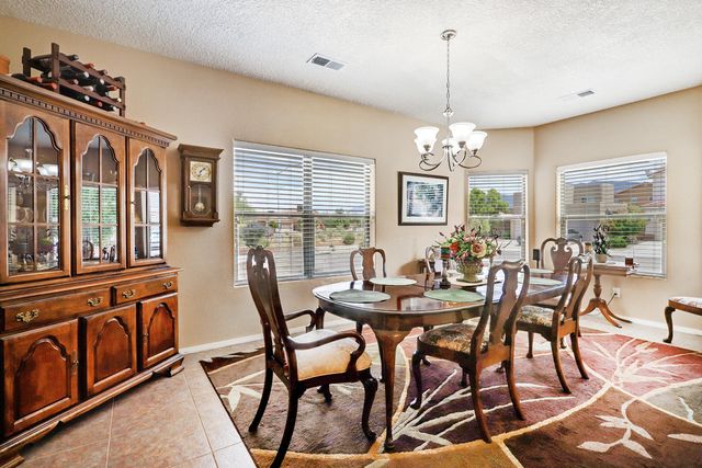 2105 Retama Court SE, Albuquerque, NM 87123