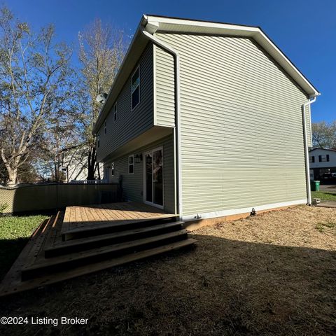 744 Brian Ct, Radcliff, KY 40160