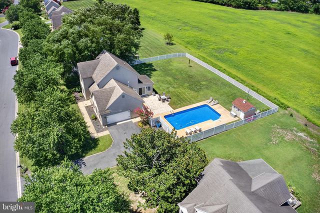 27616 HARNESS LN, Salisbury, MD 21801