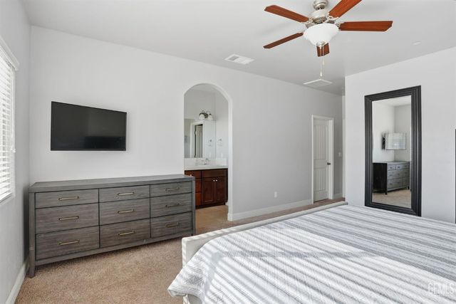 9407 Laurelwood Court, Shafter, CA 93263