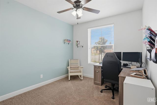 9407 Laurelwood Court, Shafter, CA 93263