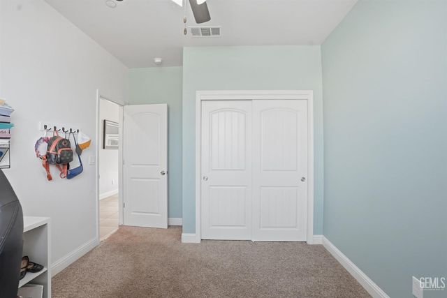 9407 Laurelwood Court, Shafter, CA 93263