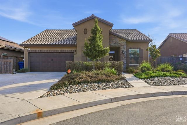 9407 Laurelwood Court, Shafter, CA 93263