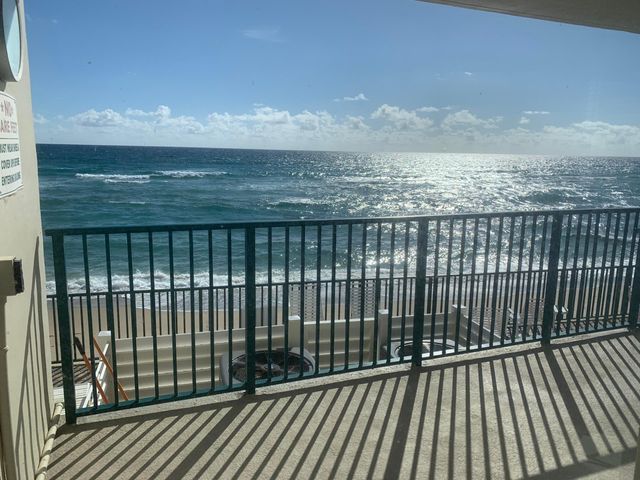 1237 S HILLSBORO MILE Hillsboro Mile N 601, Hillsboro Beach, FL 33062