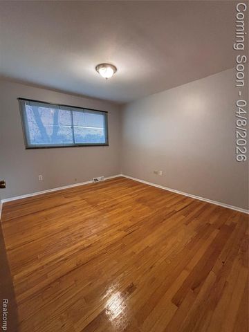 35109 Dearing Drive, Sterling Heights, MI 48312