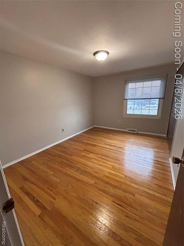35109 Dearing Drive, Sterling Heights, MI 48312