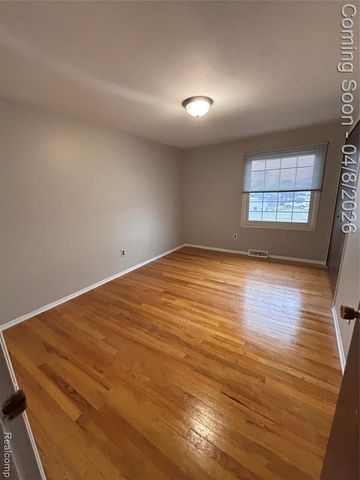 35109 Dearing Drive, Sterling Heights, MI 48312
