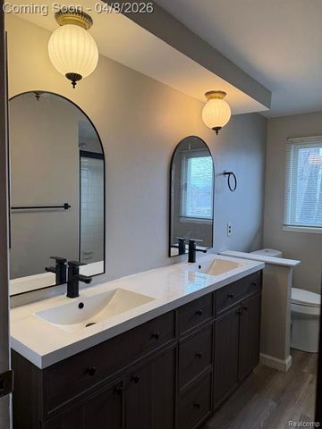 35109 Dearing Drive, Sterling Heights, MI 48312