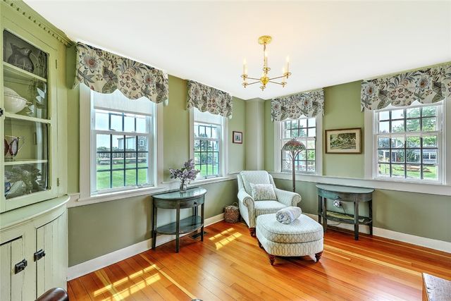 148 Fogland Road, Tiverton, RI 02878