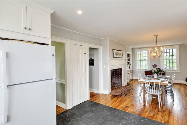 148 Fogland Road, Tiverton, RI 02878