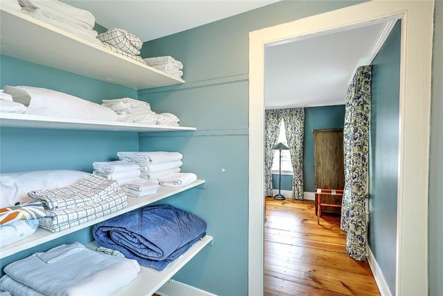 148 Fogland Road, Tiverton, RI 02878