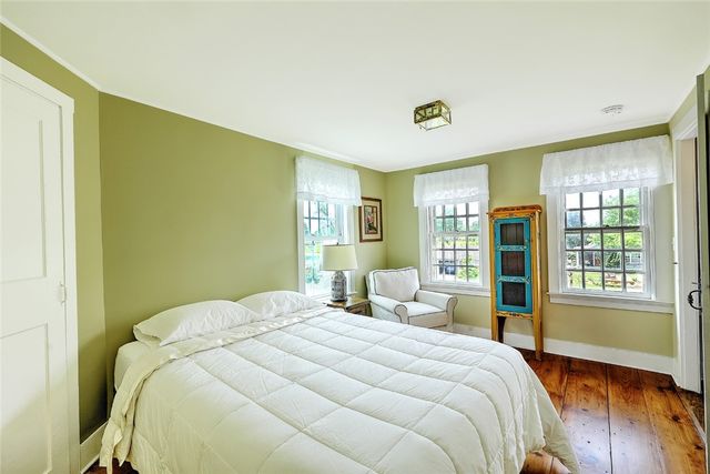 148 Fogland Road, Tiverton, RI 02878