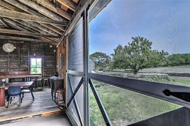 148 Fogland Road, Tiverton, RI 02878