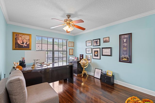 490 Hardwood Place, Boca Raton, FL 33431