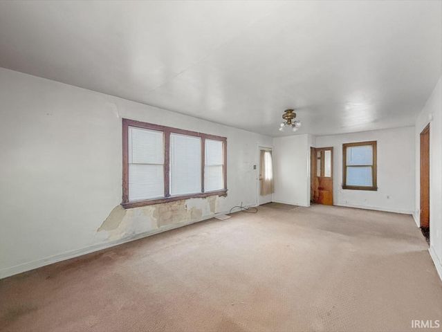 1622 S Washington Street, Marion, IN 46953