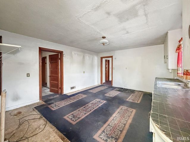 1622 S Washington Street, Marion, IN 46953