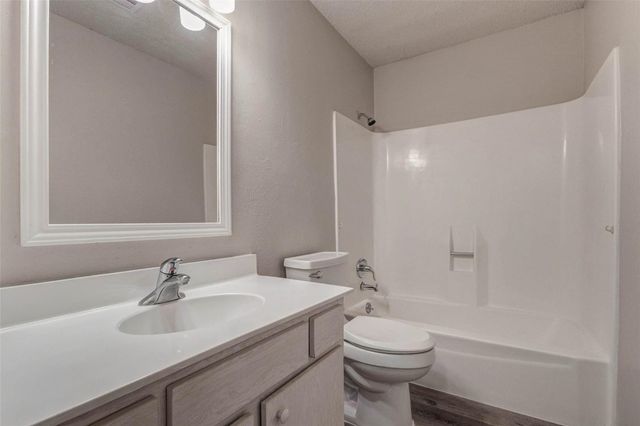 2952 Meadowgrass Lane 173, Houston, TX 77082