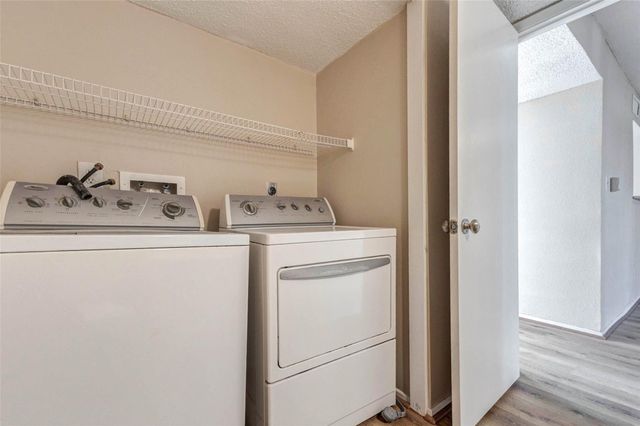 2952 Meadowgrass Lane 173, Houston, TX 77082