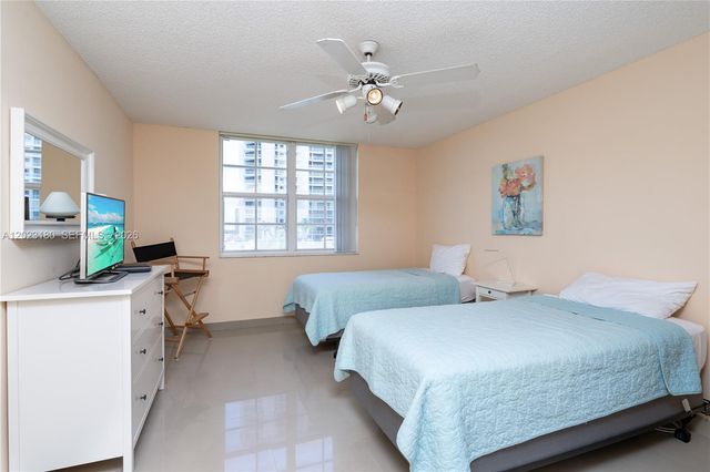 19601 E Country Club Dr 7606, Aventura, FL 33180