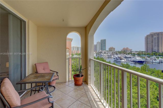 19601 E Country Club Dr 7606, Aventura, FL 33180