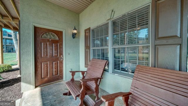 1688 Lakeview Drive, Young Harris, GA 30582