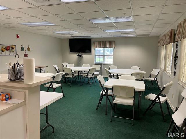 1300 North Main Street 219, Sikeston, MO 63801