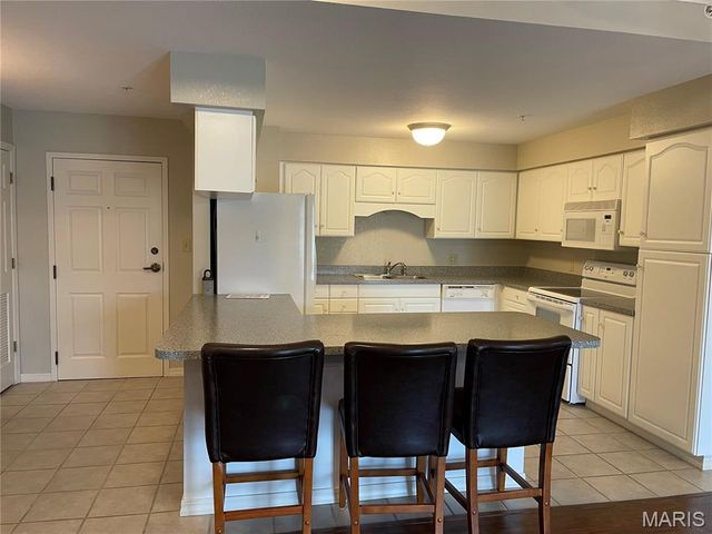 1300 North Main Street 219, Sikeston, MO 63801