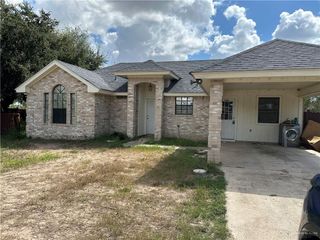 3020 Floresta Street, Edinburg, TX 78541