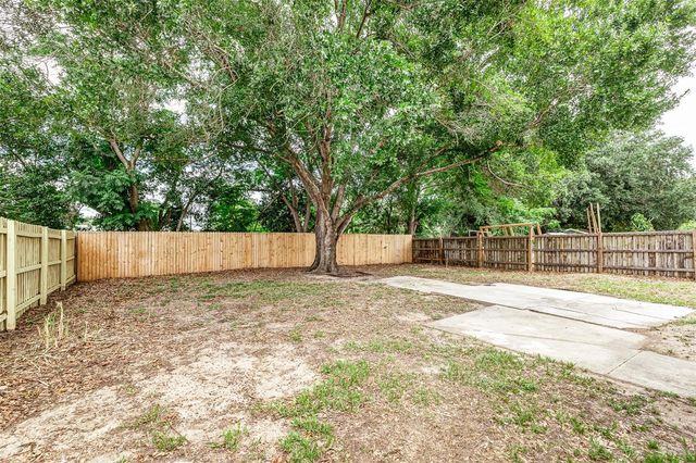 340 WEAVER AVENUE, Lake Wales, FL 33853