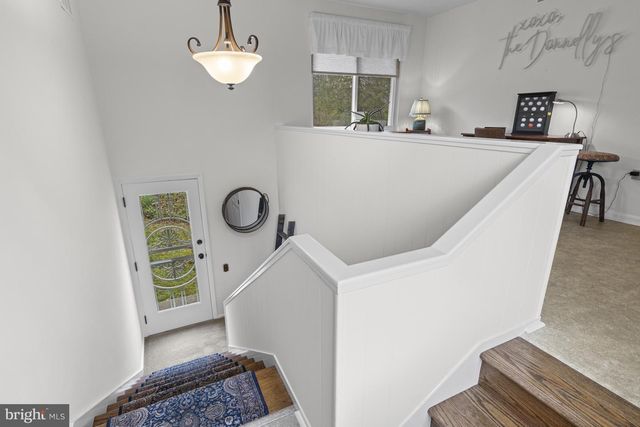 2 WALNUT RIDGE RD, Greenville, DE 19807