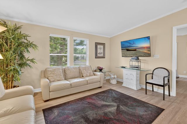 5 Montilla Way, Port St. Lucie, Port St Lucie, FL 34952