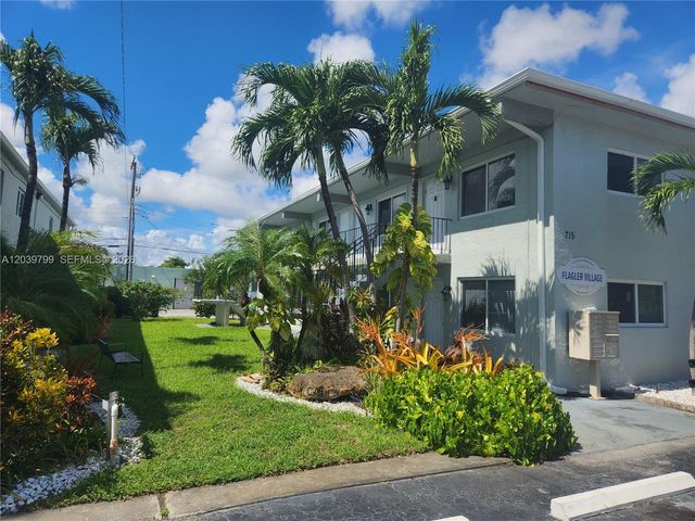 715 NE 2nd Avenue 204, Fort Lauderdale, FL 33304