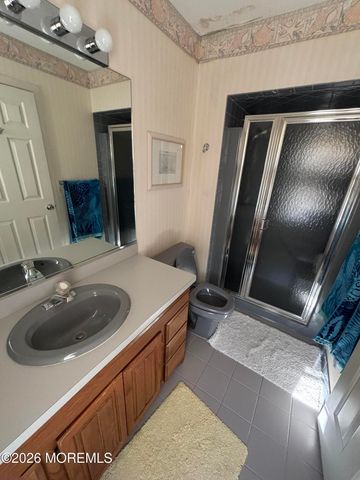 300 New York Avenue AVE, Point Pleasant Beach, NJ 08742