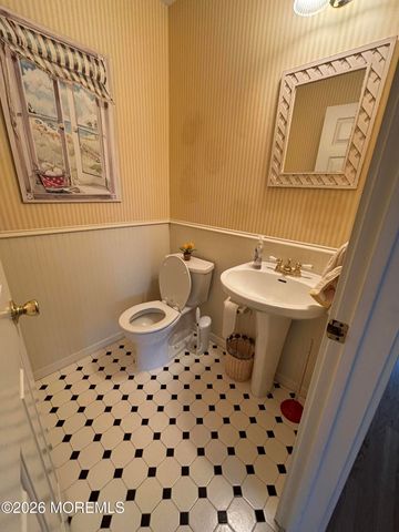 300 New York Avenue AVE, Point Pleasant Beach, NJ 08742