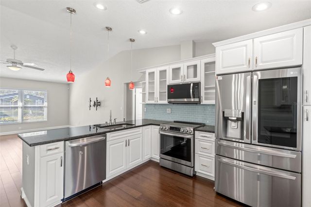 3309 W NAPOLEON AVENUE, Tampa, FL 33611