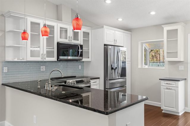 3309 W NAPOLEON AVENUE, Tampa, FL 33611