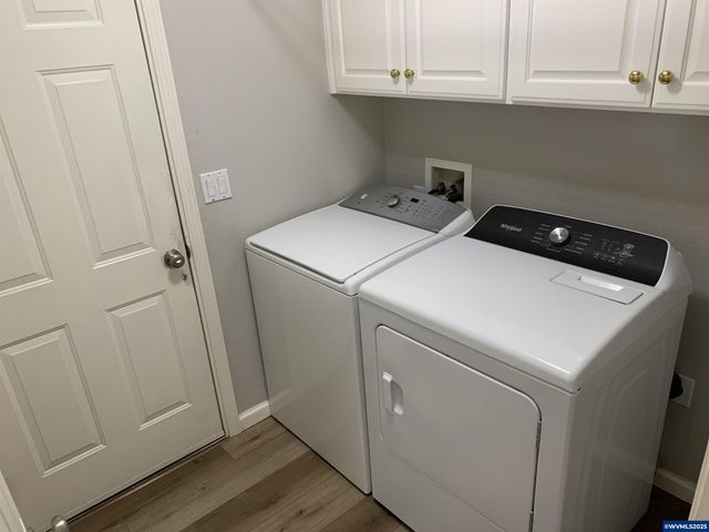 2038 West Park Ct NW, Salem, OR 97304