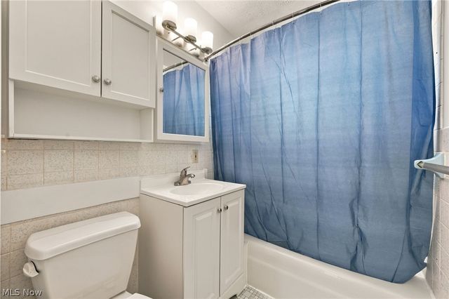 6410 Newland Drive, Parma Heights, OH 44130