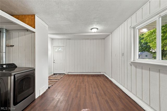 6410 Newland Drive, Parma Heights, OH 44130