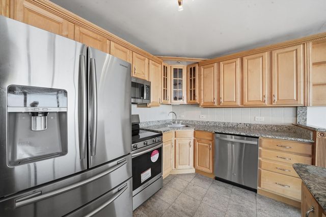 5445 N Sheridan Road 1603, Chicago, IL 60640