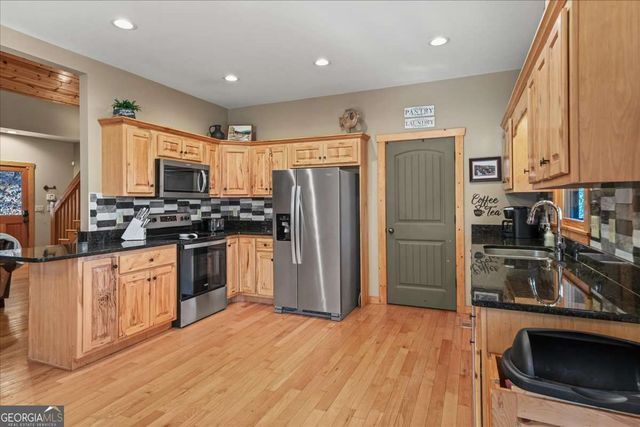 411 Gunite Circle, Ellijay, GA 30540