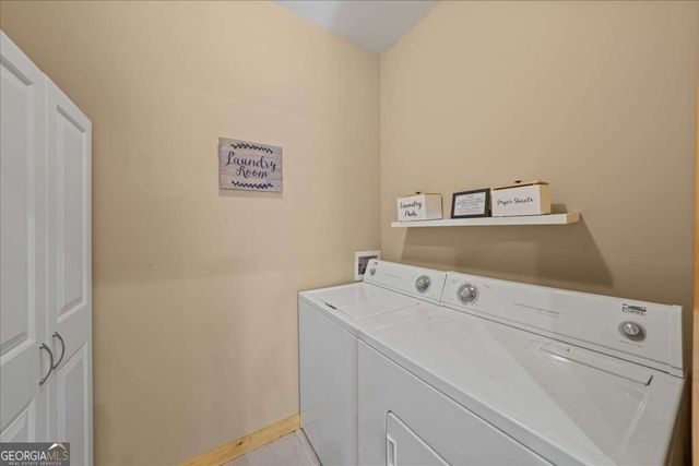 411 Gunite Circle, Ellijay, GA 30540