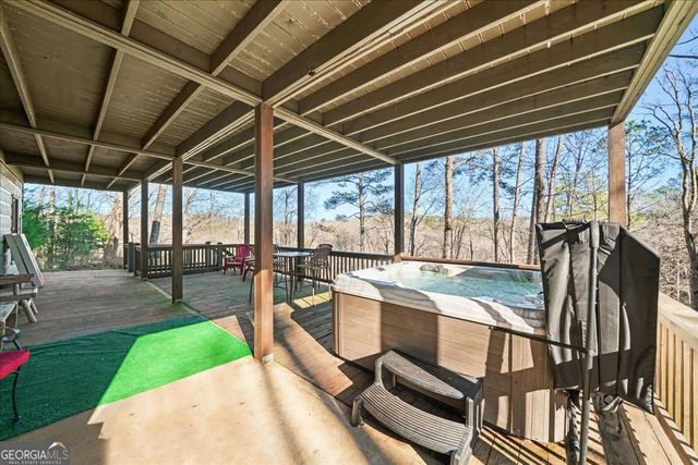 411 Gunite Circle, Ellijay, GA 30540
