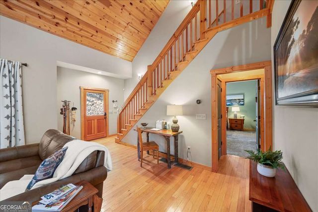 411 Gunite Circle, Ellijay, GA 30540